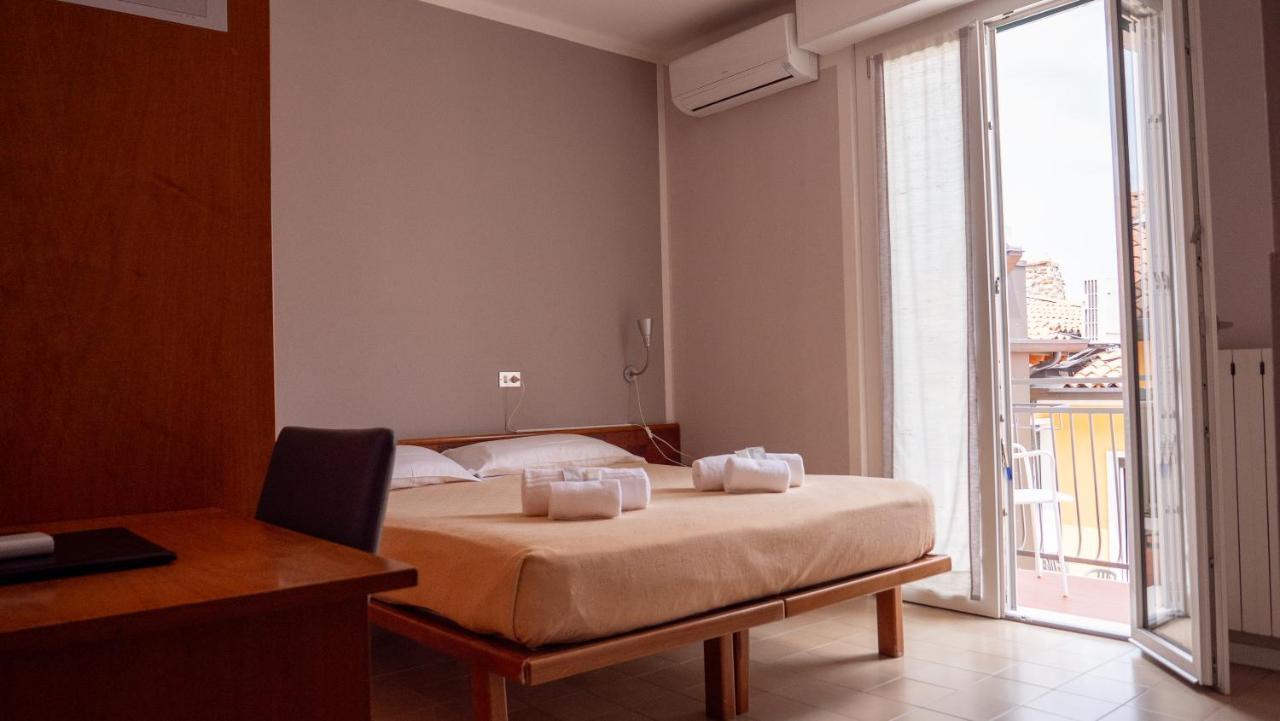 Albergo Tecla Lazise Exterior foto
