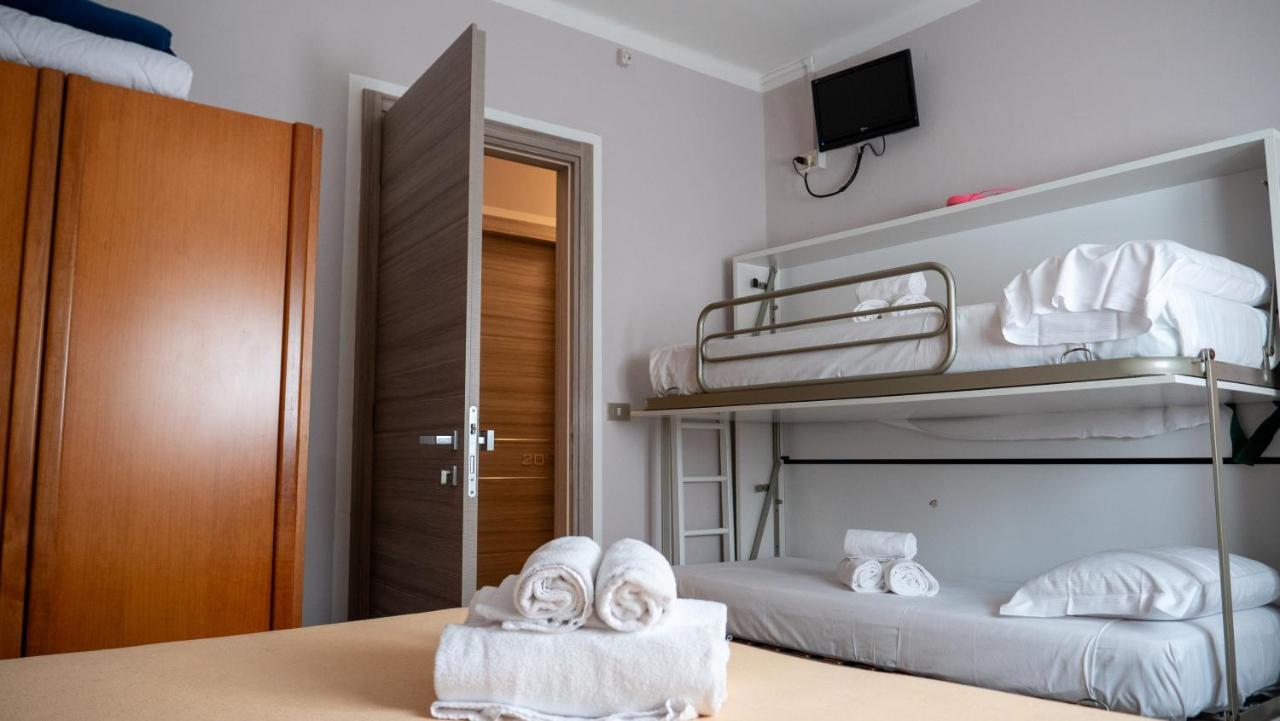 Albergo Tecla Lazise Exterior foto